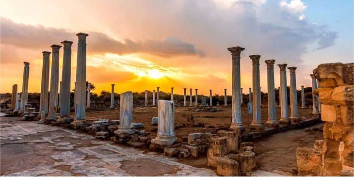 فرهنگ و آداب و رسوم کشور قبرس شمالی از نظر آیین مذهبی